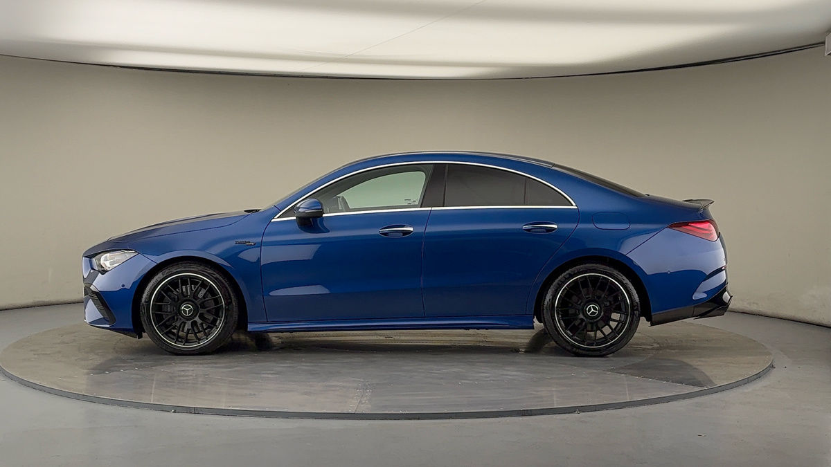 Mercedes-Benz CLA Image 15
