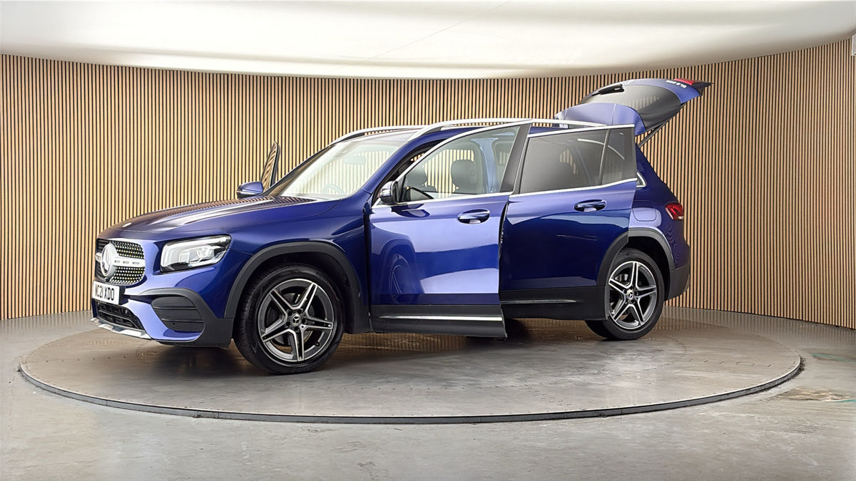 More views of Mercedes-Benz GLB