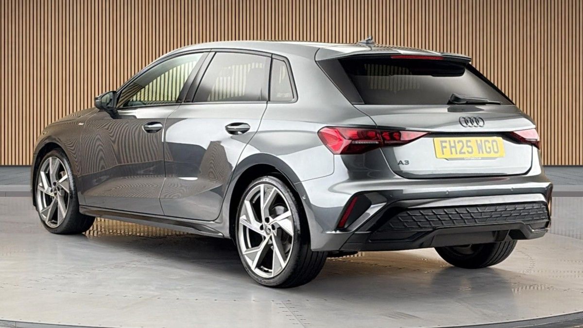 Audi A3 Image 2