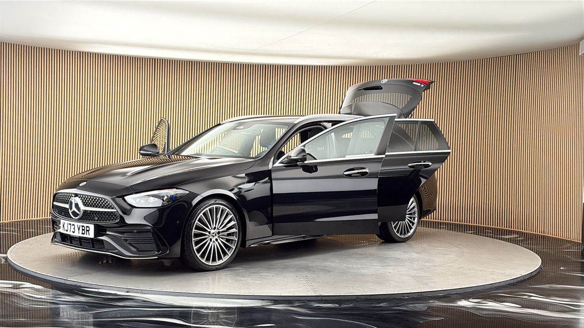 Mercedes-Benz C Class Image 22