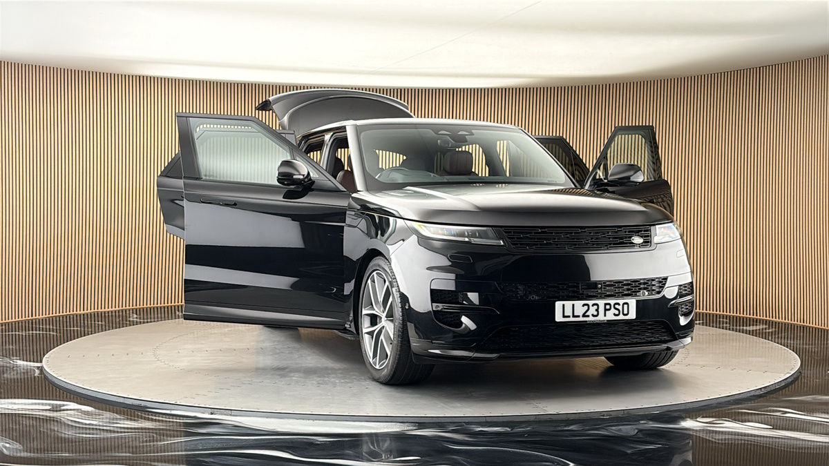 More views of Land Rover Range Rover Sport