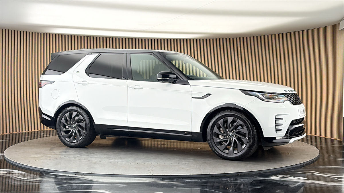 More views of Land Rover Discovery