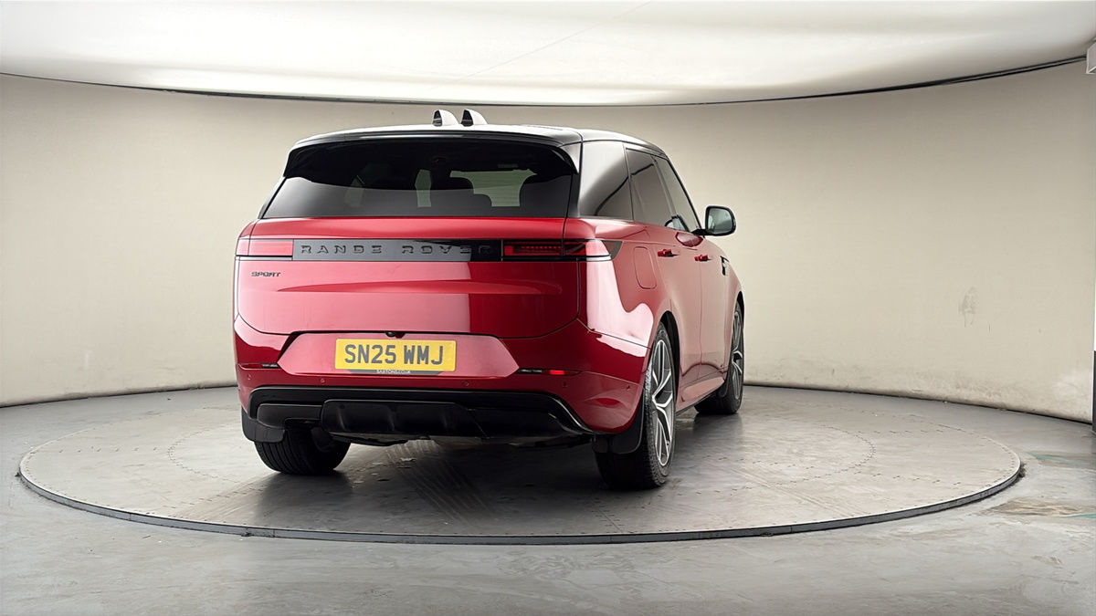 More views of Land Rover Range Rover Sport