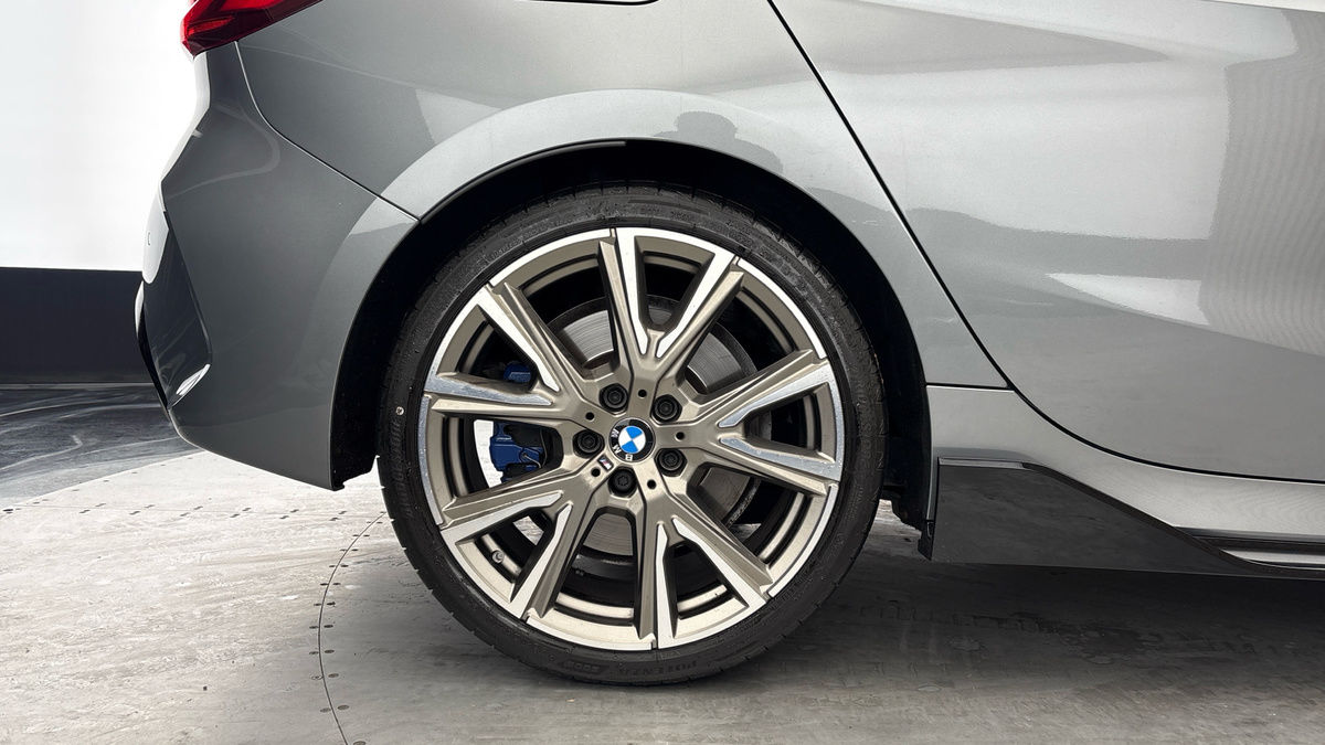 BMW 1 Series Image 10