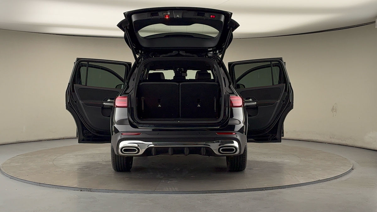 More views of Mercedes-Benz GLB