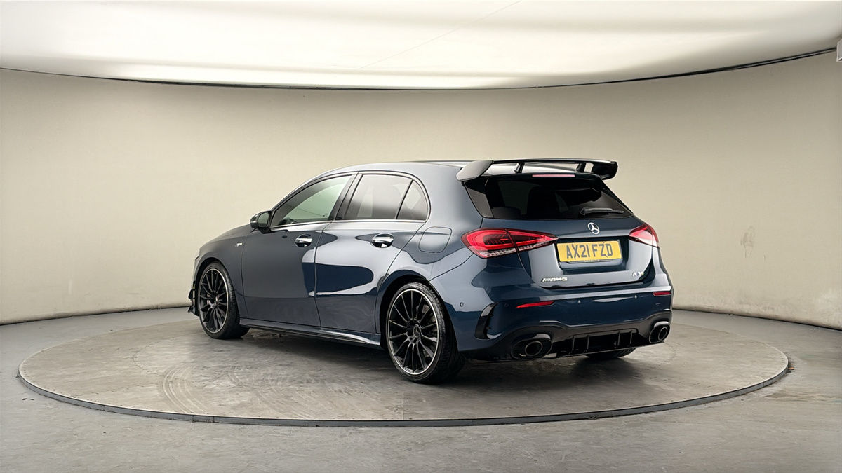 Mercedes-Benz A Class Image 2