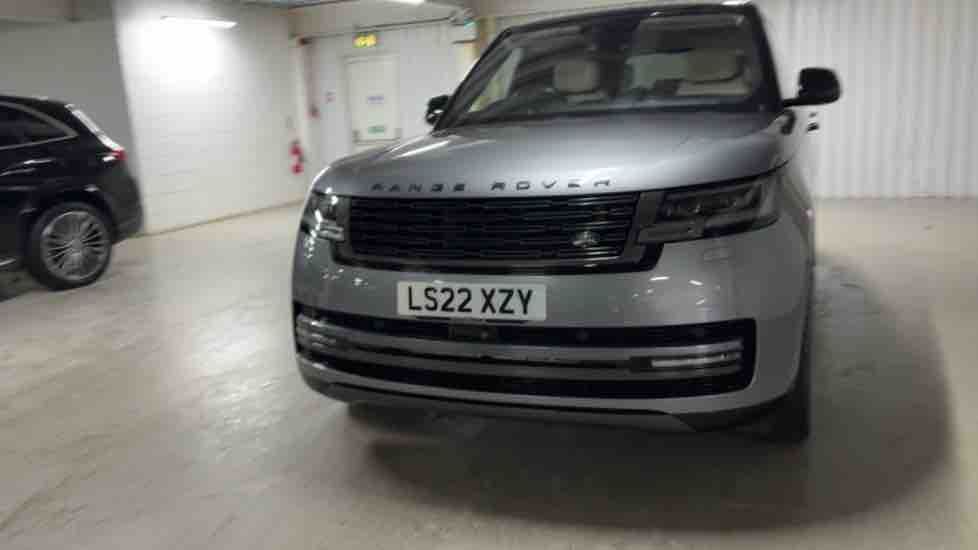 More views of Land Rover Range Rover