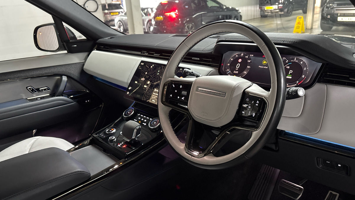 Land Rover Range Rover Sport Image 5