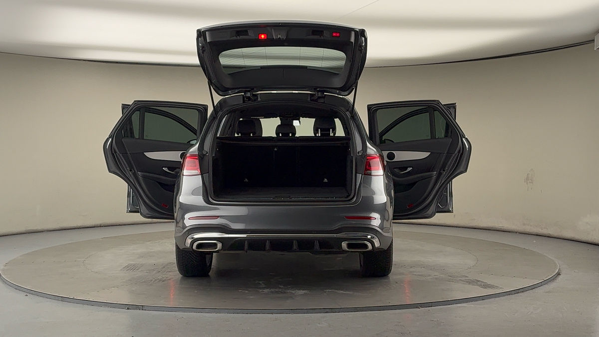 More views of Mercedes-Benz GLC