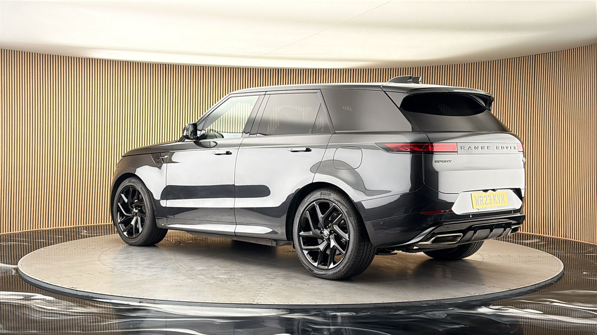 More views of Land Rover Range Rover Sport
