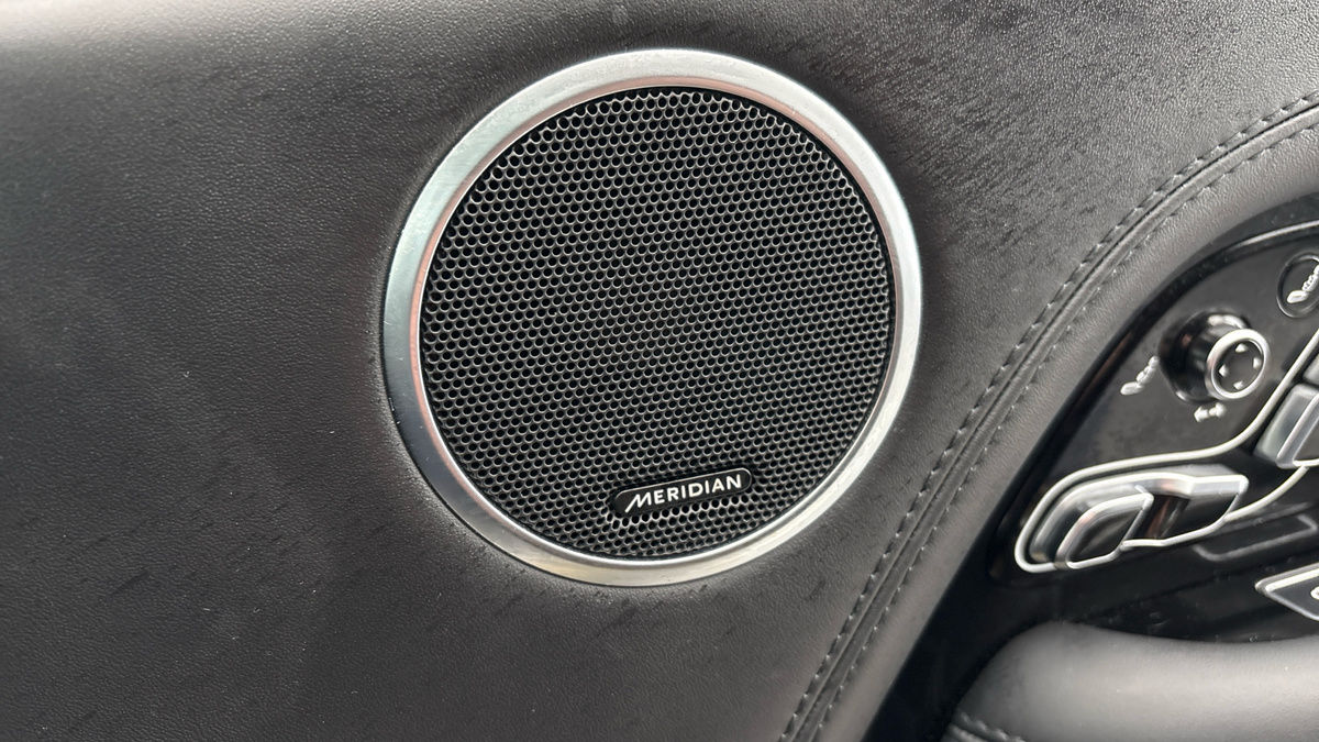 Land Rover Range Rover Image 25