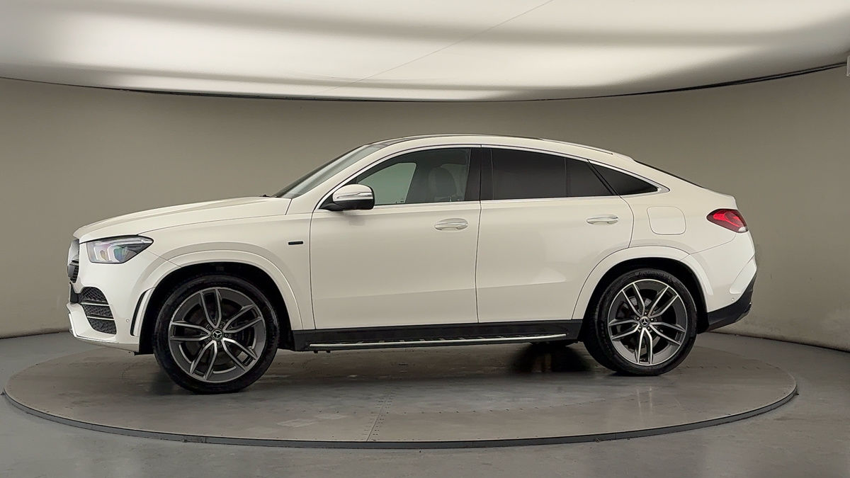 More views of Mercedes-Benz GLE