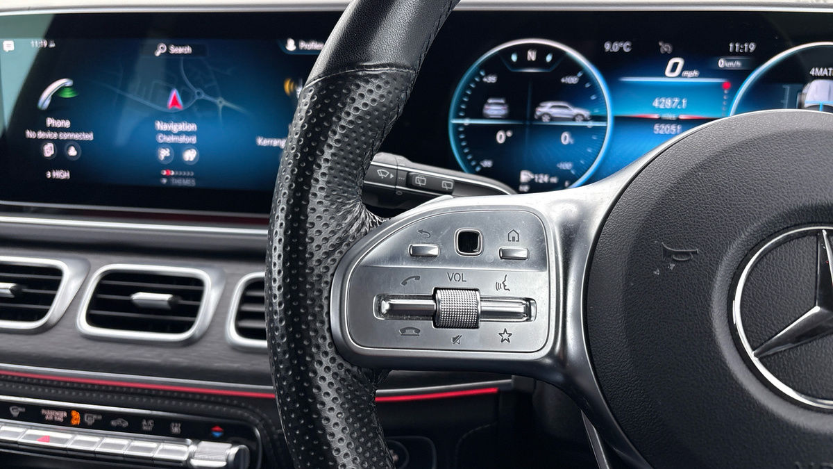 Mercedes-Benz GLE Image 13