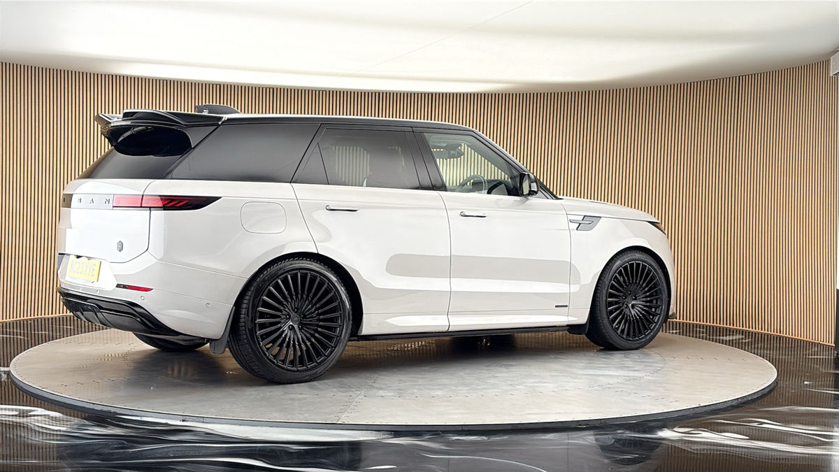 More views of Land Rover Range Rover Sport