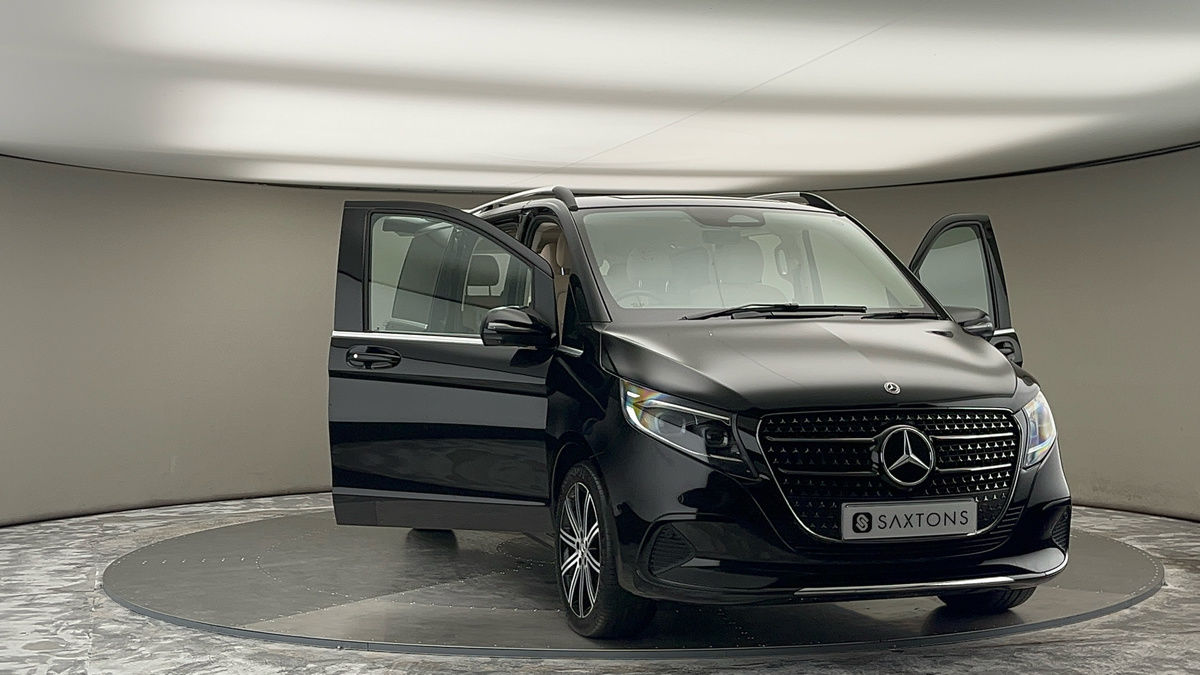 More views of Mercedes-Benz V Class