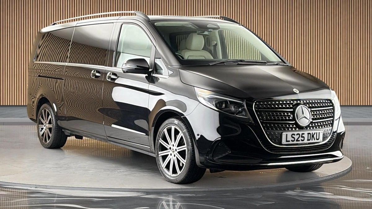 Mercedes-Benz V Class Sticky Header Image