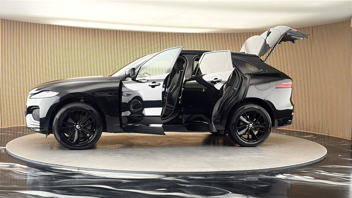 More views of Jaguar F-PACE