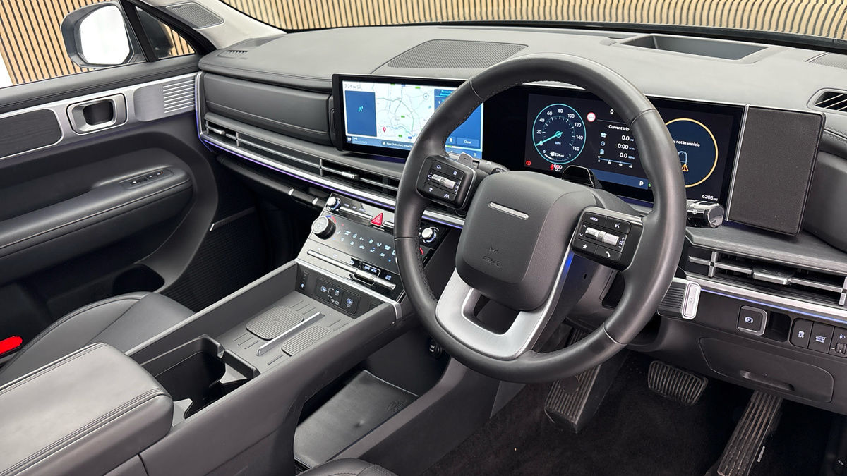 Hyundai Santa Fe Image 5