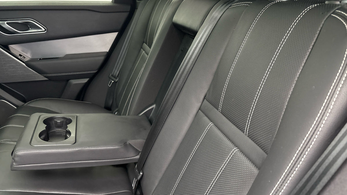 Land Rover Range Rover Velar Image 9