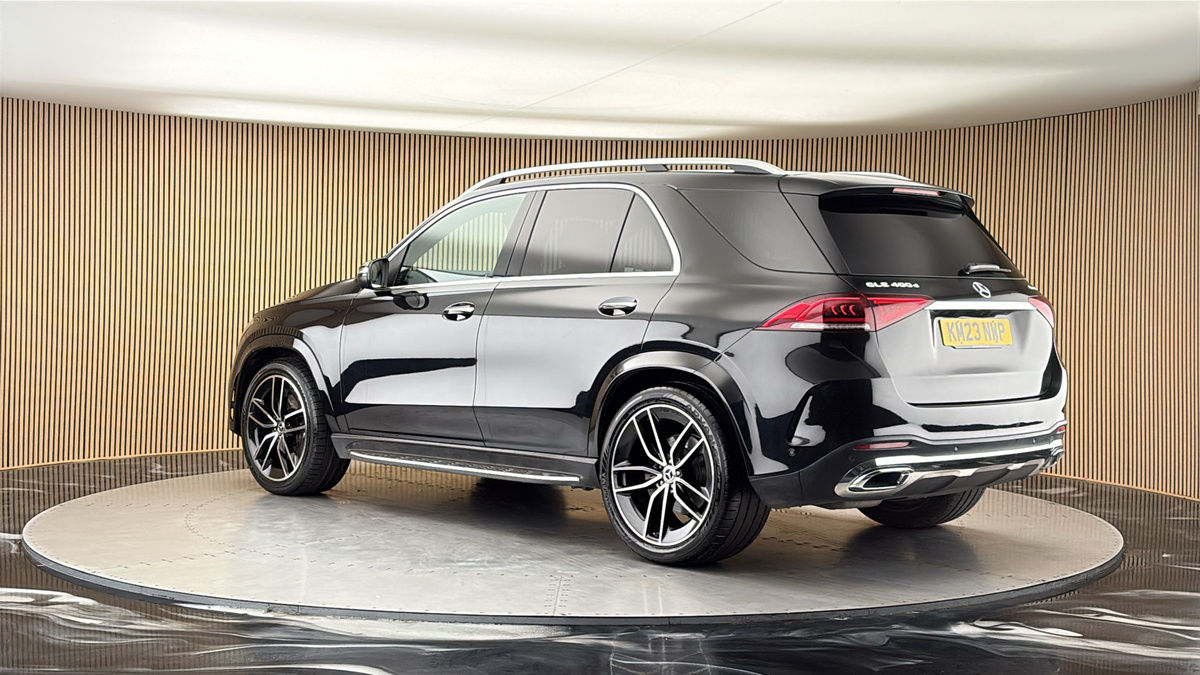 More views of Mercedes-Benz GLE