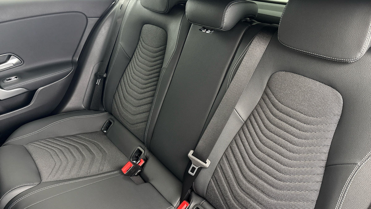Mercedes-Benz A Class Image 8