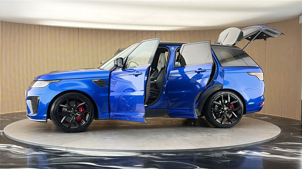 More views of Land Rover Range Rover Sport