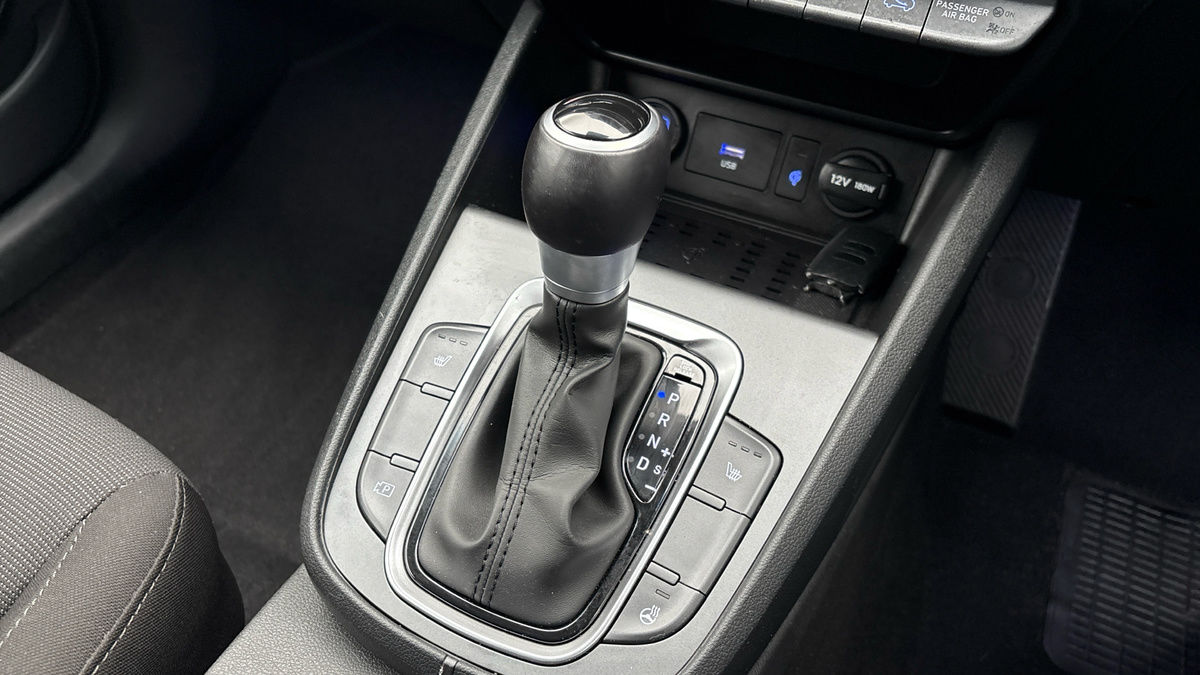 Hyundai KONA Image 6