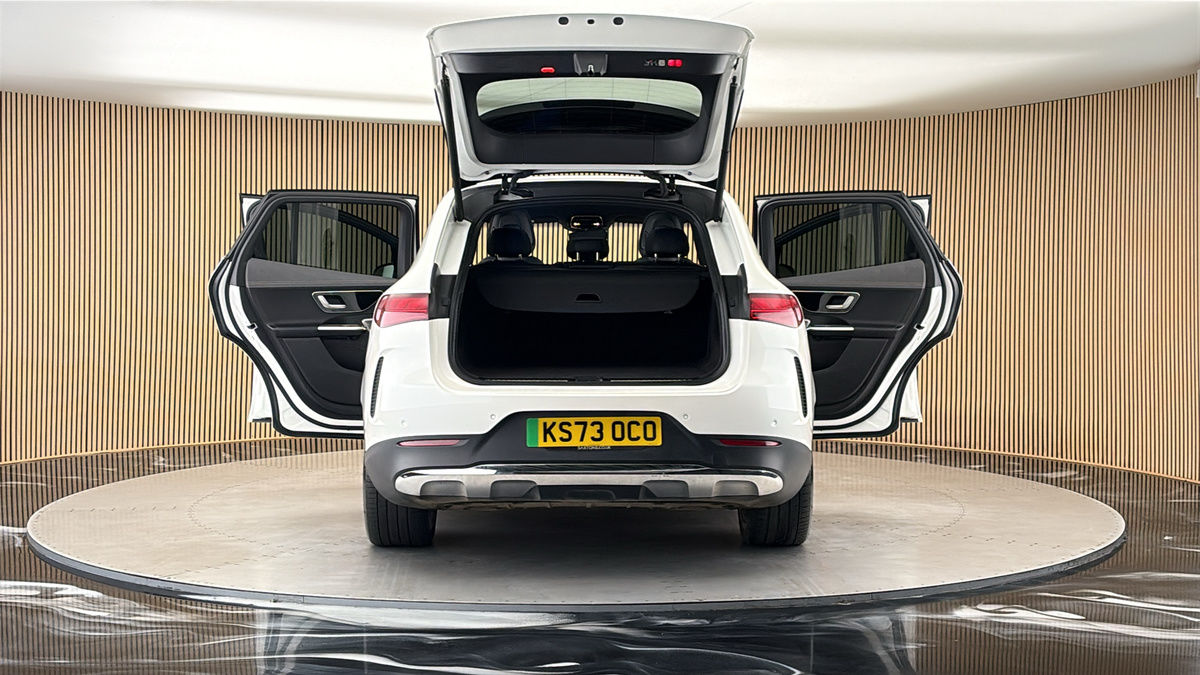 More views of Mercedes-Benz EQE