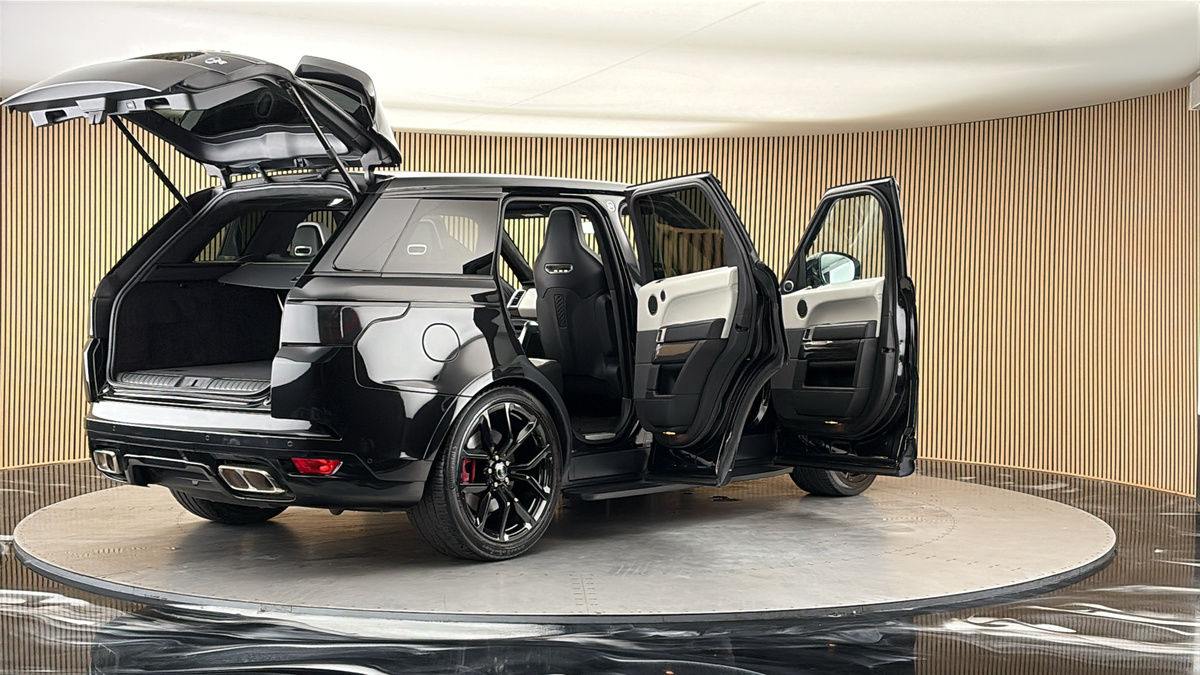 More views of Land Rover Range Rover Sport