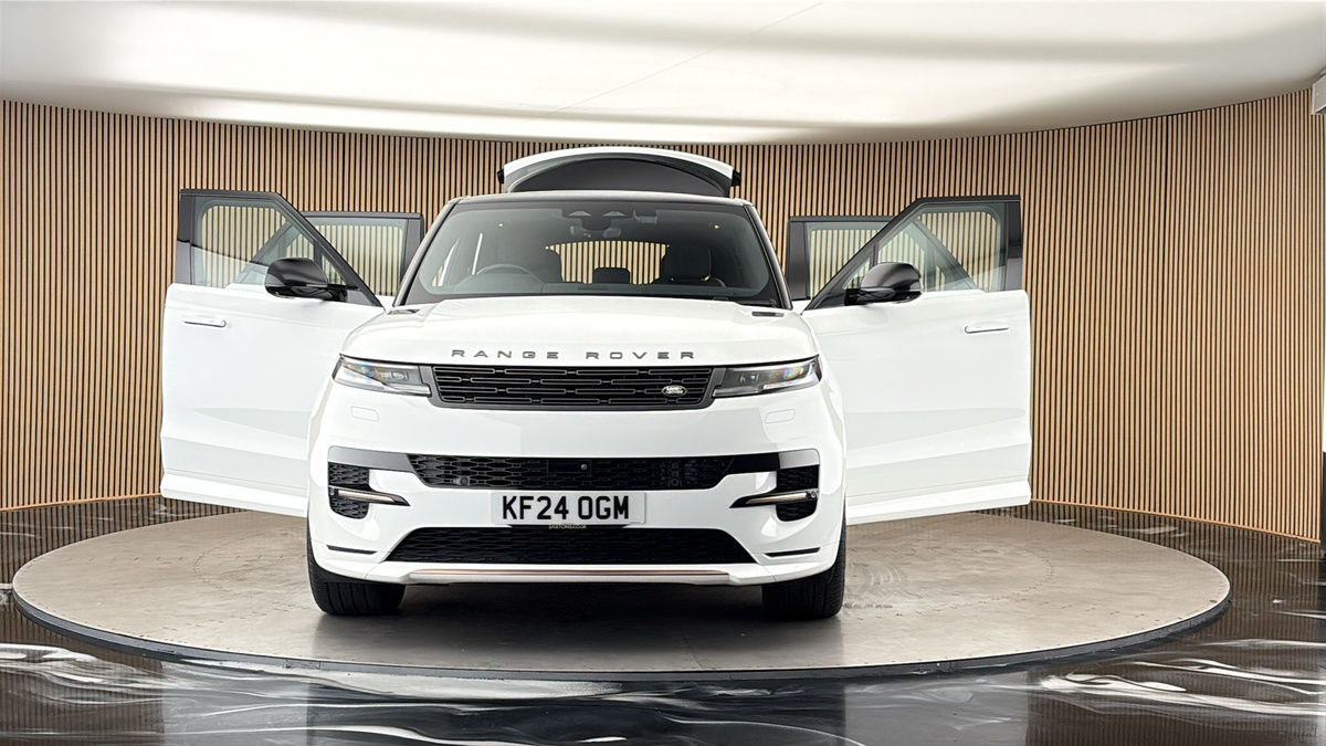 More views of Land Rover Range Rover Sport