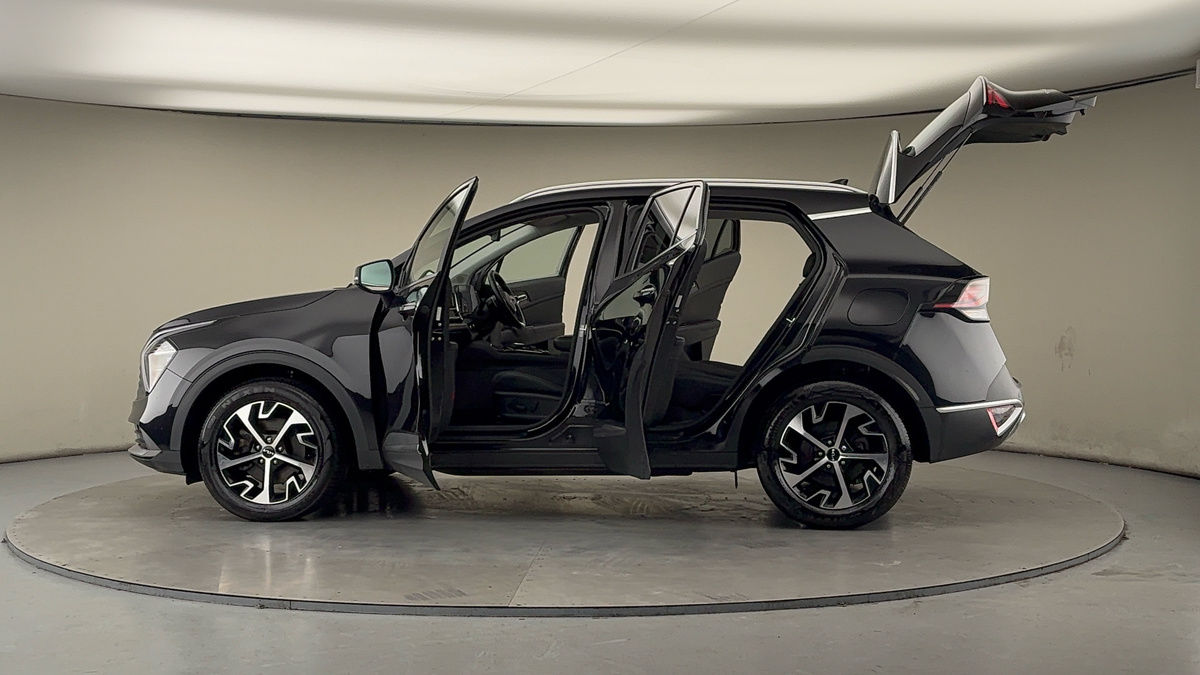 More views of Kia Sportage