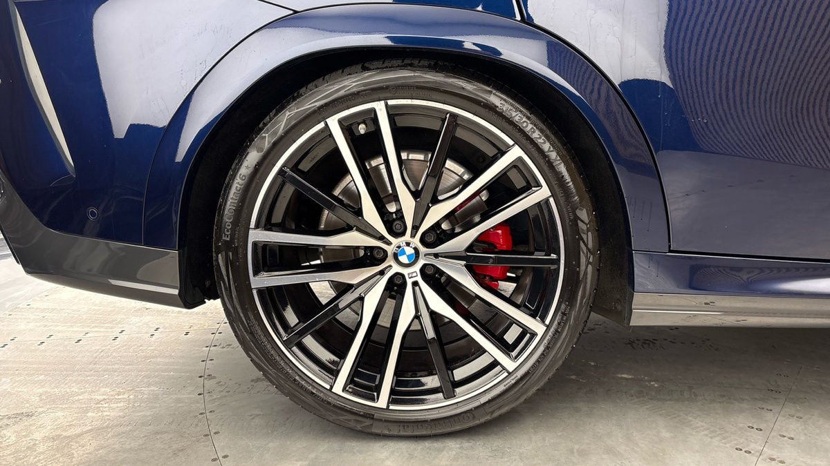 BMW X6 Image 10