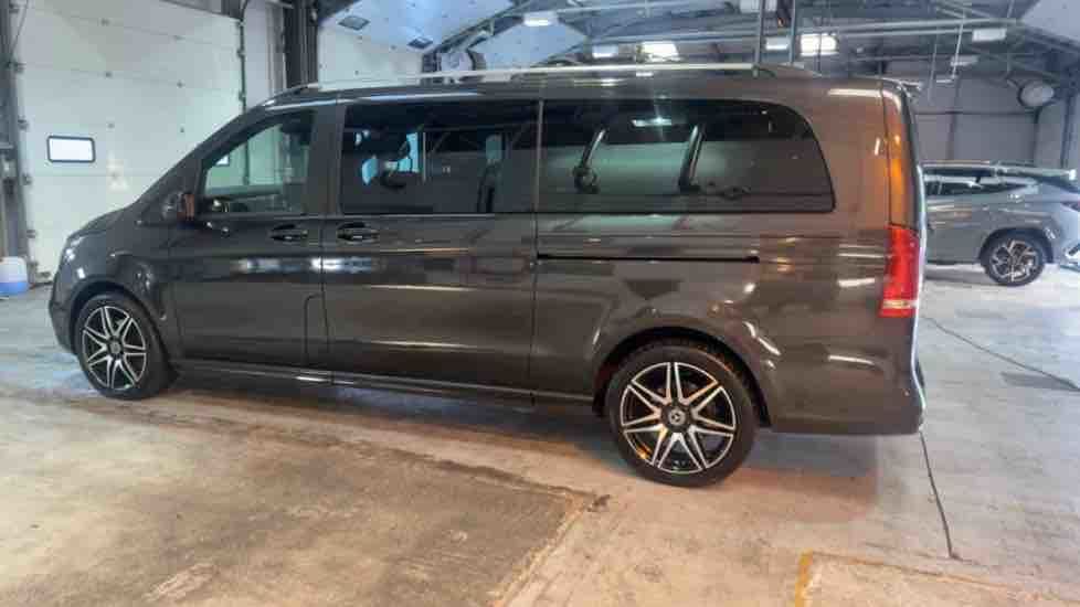 More views of Mercedes-Benz V Class