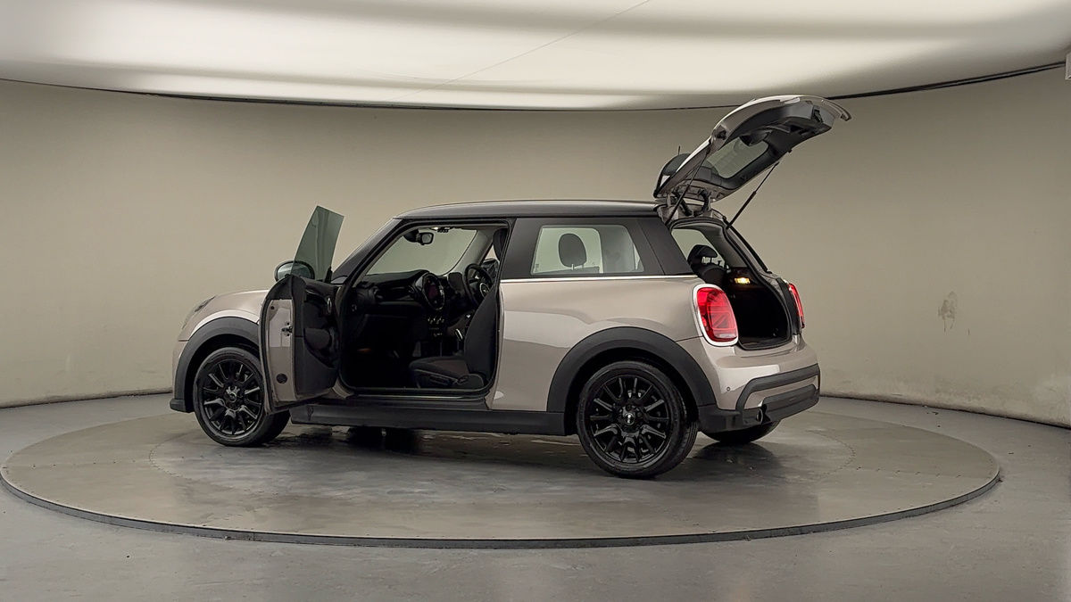 More views of MINI Hatch