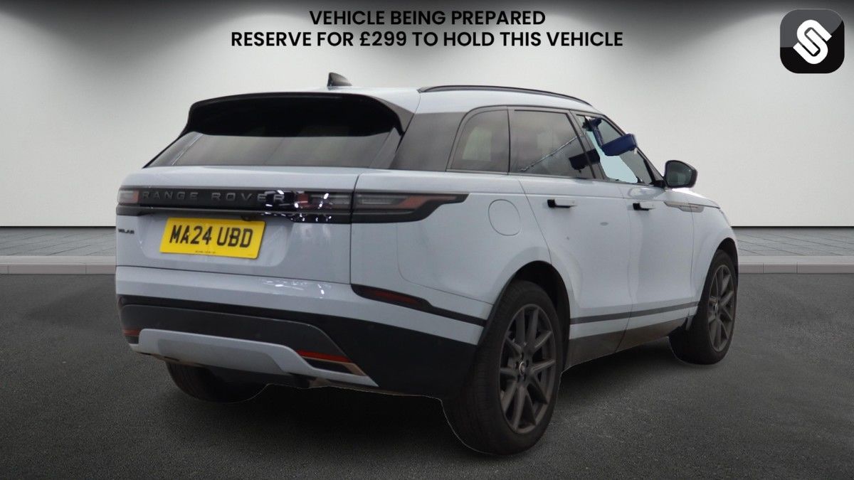 Land Rover Range Rover Velar Image 4