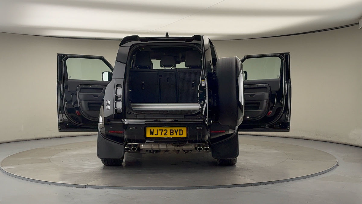 More views of Land Rover Defender 90