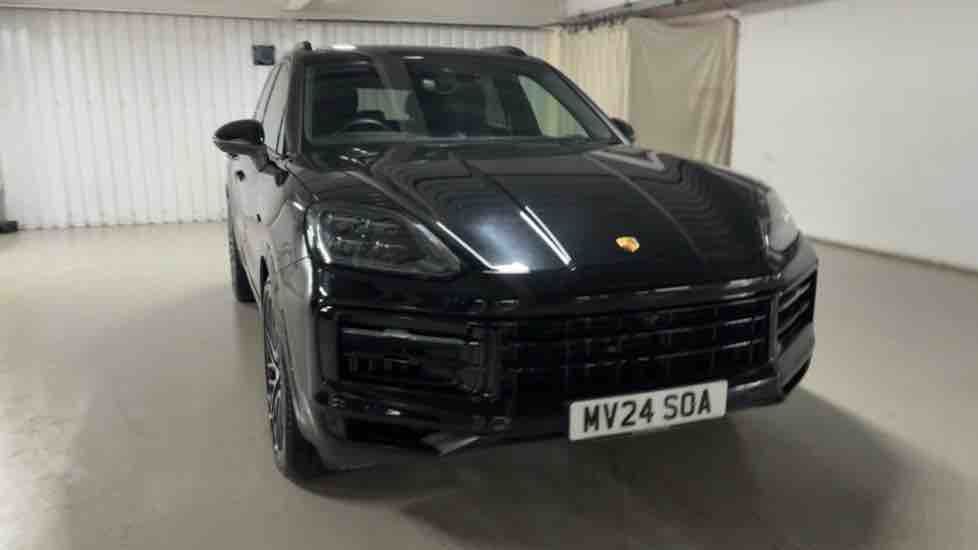 More views of Porsche Cayenne