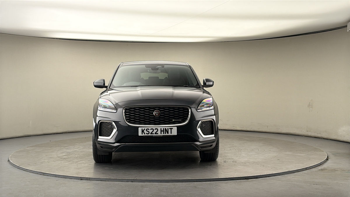 Jaguar E-PACE Image 3