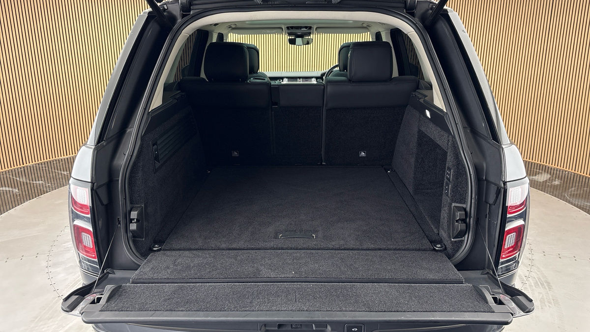 Land Rover Range Rover Image 11
