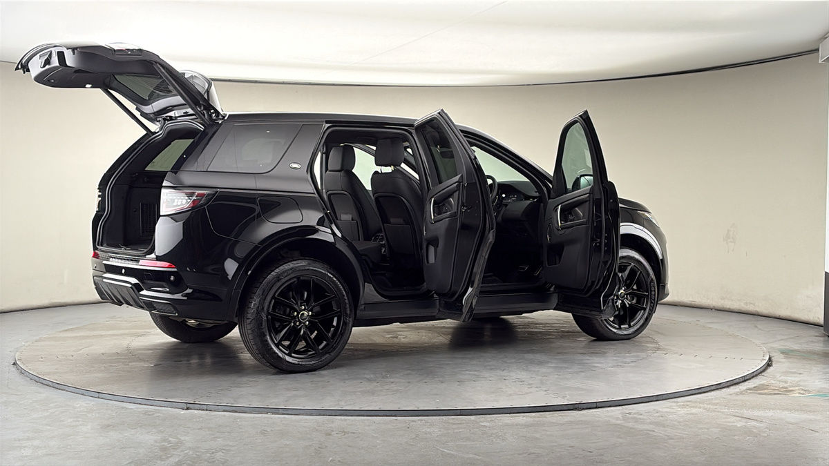More views of Land Rover Discovery Sport