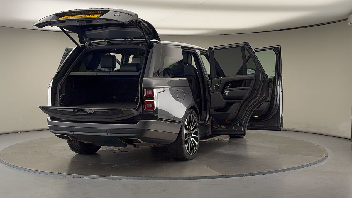 More views of Land Rover Range Rover