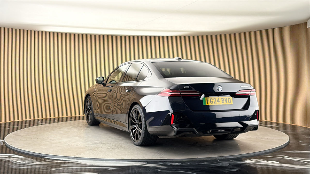 More views of BMW i5