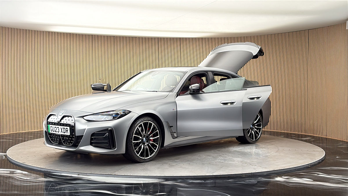 BMW i4 Image 23