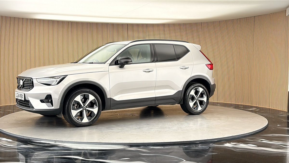 More views of Volvo XC40