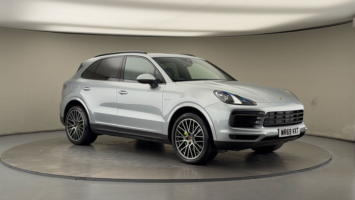 More views of Porsche Cayenne