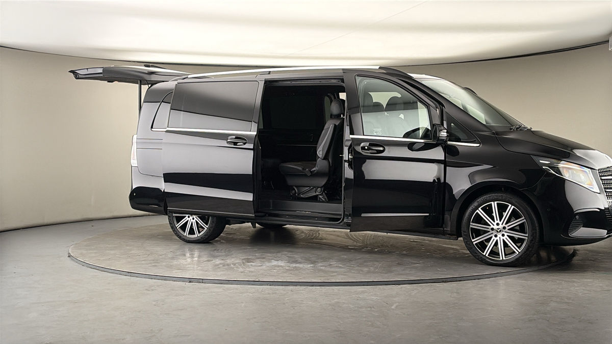 More views of Mercedes-Benz V Class