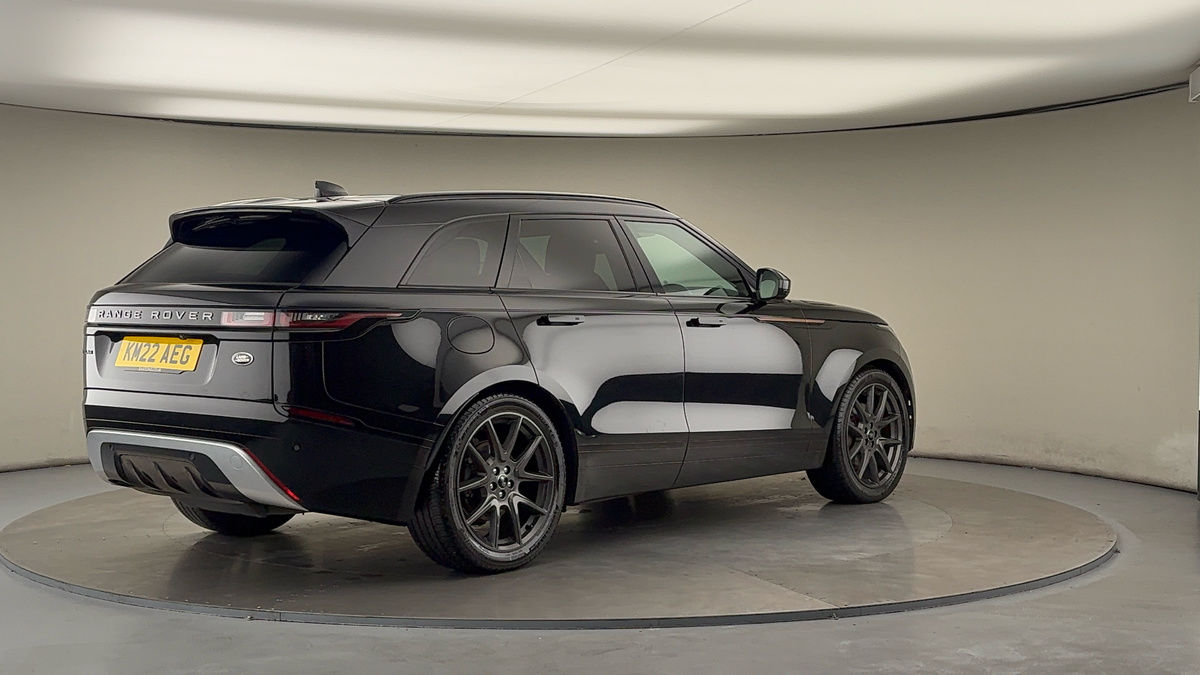 Land Rover Range Rover Velar Image 21