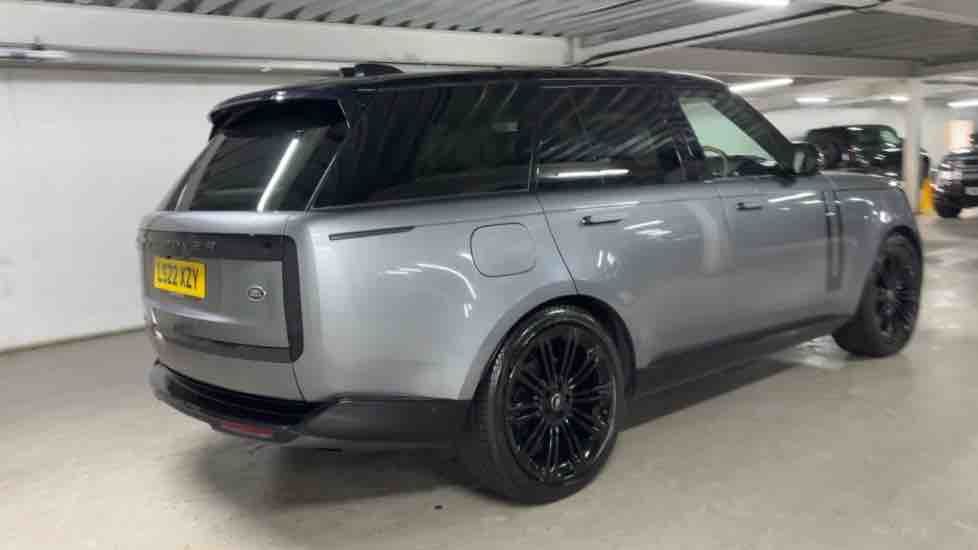 More views of Land Rover Range Rover