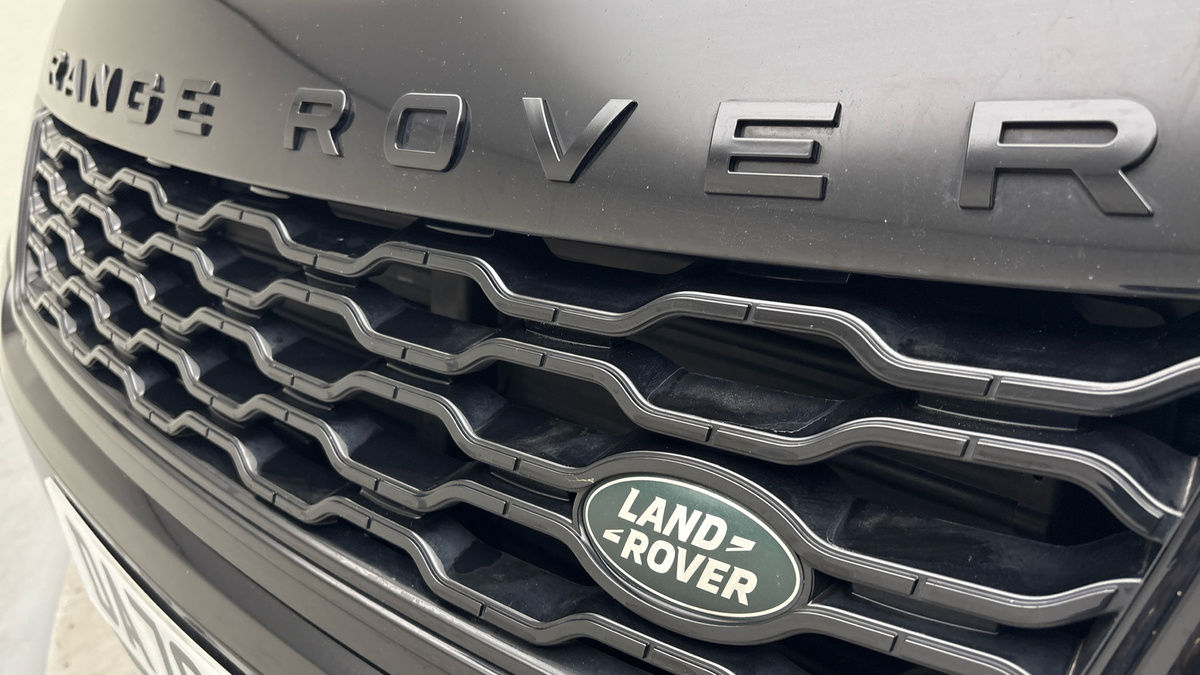Land Rover Range Rover Sport Image 24