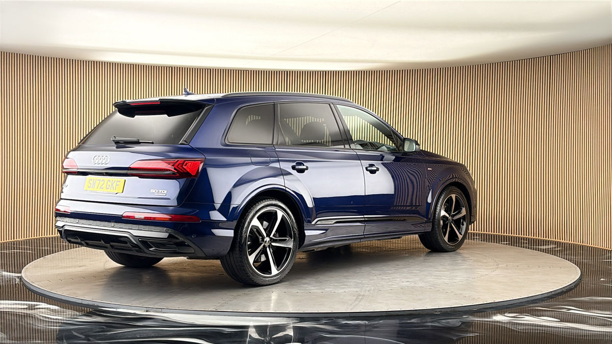 Audi Q7 Image 21